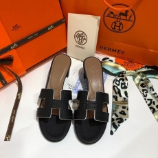 Hermes Slippers